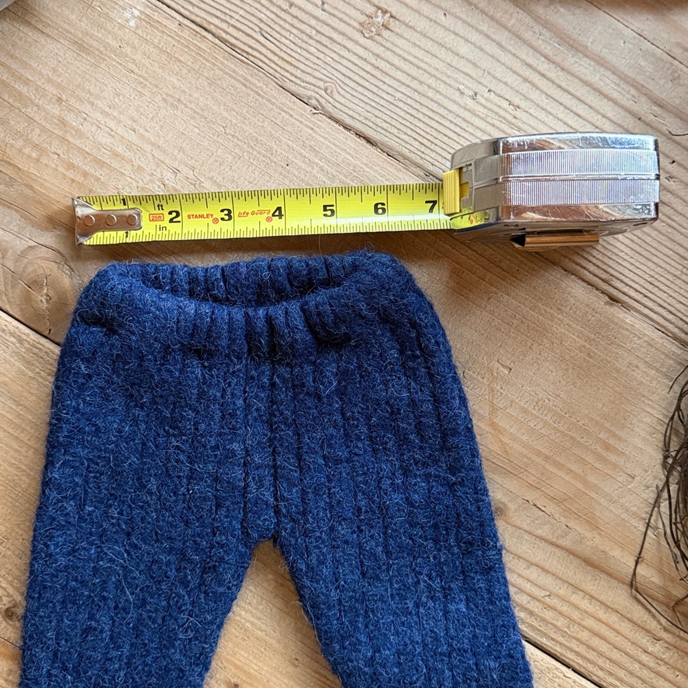 Oeuf Alpaca Knit Pants in Navy - Picture 4 of 4
